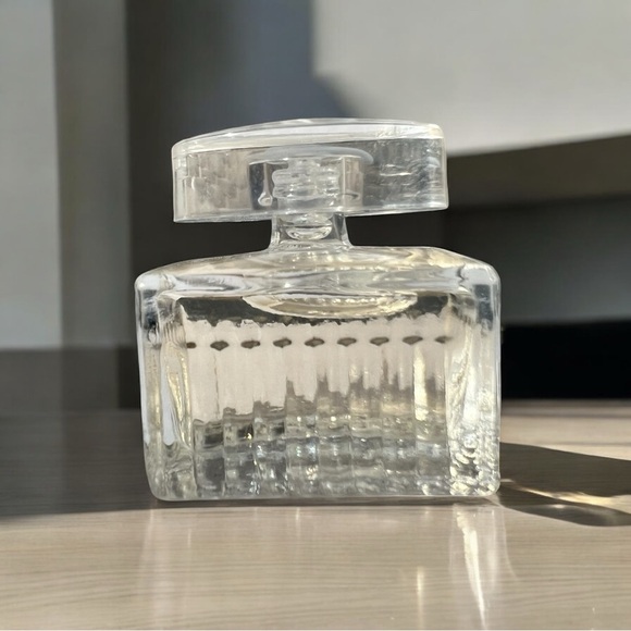 Chloé Eau de Parfum Mini Bottle NIB - Picture 3 of 7